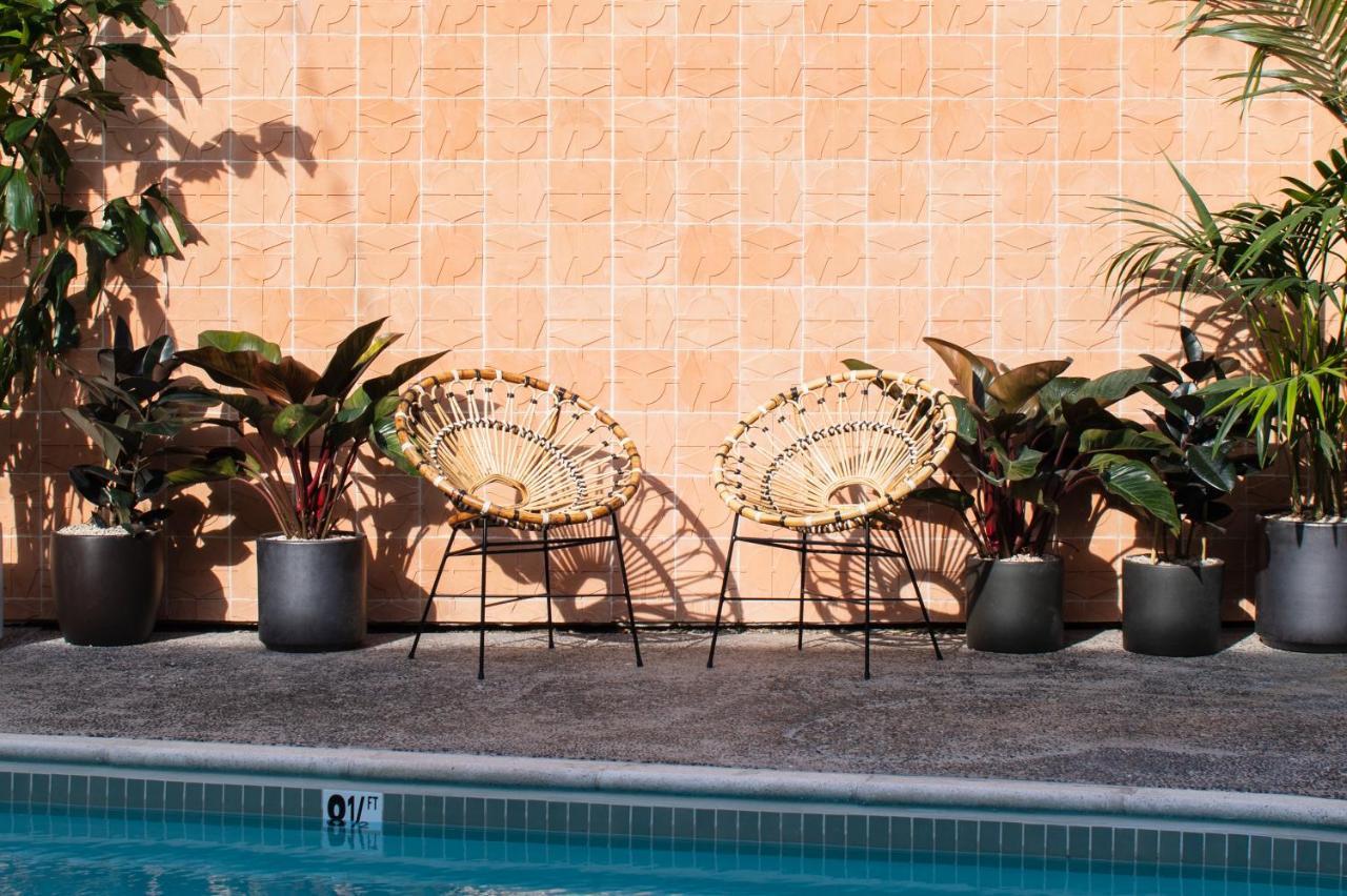 The Pearl Hotel San Diego Exterior photo